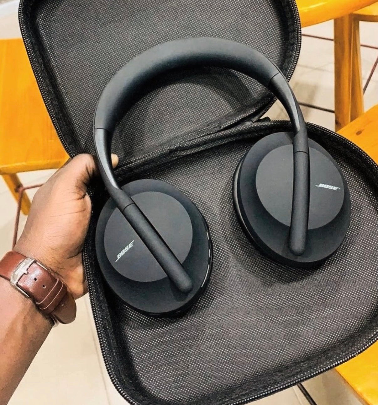 🎧 Bose Noise Cancelling Headphones 700 – Le luxe du silence et du son premium